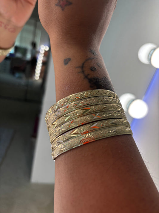 6 PC BANGLE